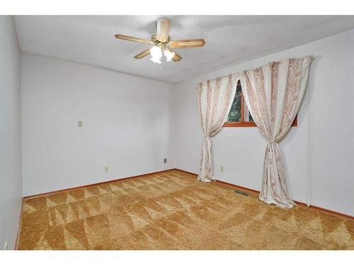 38036 Highway 850, Rural Stettler No. 6, County Of, AB - Indoor Photo Showing Other Room