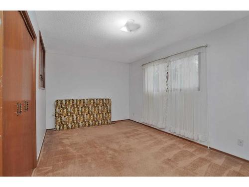 38036 Highway 850, Rural Stettler No. 6, County Of, AB - Indoor Photo Showing Other Room