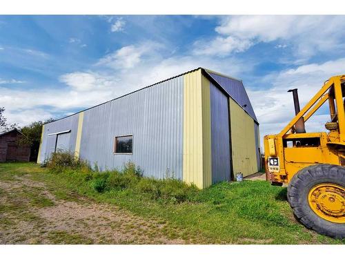 38036 Highway 850, Rural Stettler No. 6, County Of, AB - Outdoor