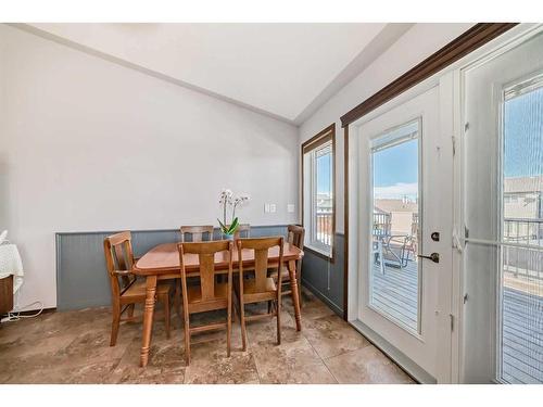 5 Laurel Close, Sylvan Lake, AB - Indoor Photo Showing Dining Room