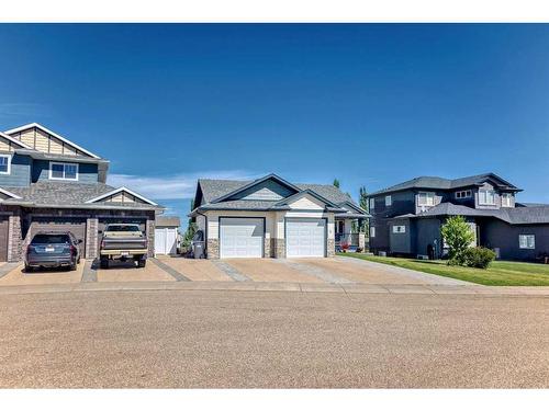 5 Laurel Close, Sylvan Lake, AB - Outdoor With Facade