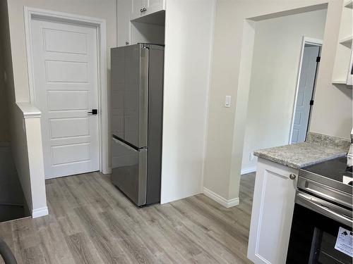 4706 54 Street, Camrose, AB - Indoor Photo Showing Kitchen