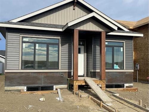 7 Ian Way, Sylvan Lake, AB - Outdoor