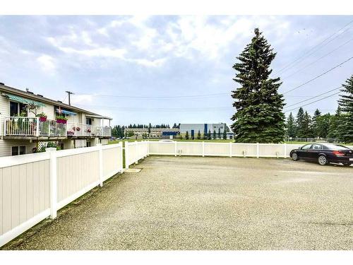 3500-3508 48 Avenue, Red Deer, AB - Outdoor