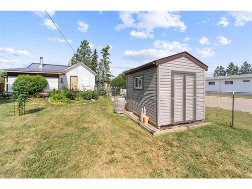 4931 49 Street, Lougheed, AB - Outdoor