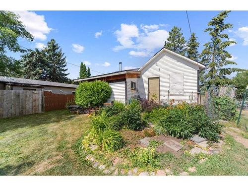 4931 49 Street, Lougheed, AB - Outdoor