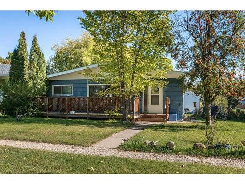 4617 48 Street, Camrose, AB - Outdoor