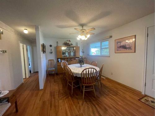 5025 46 Street, Daysland, AB - Indoor Photo Showing Dining Room