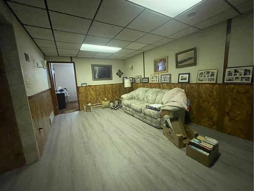 5025 46 Street, Daysland, AB - Indoor Photo Showing Other Room