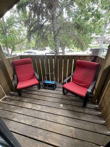 1092 Berkley Drive Nw, Calgary, AB - Outdoor With Deck Patio Veranda With Exterior