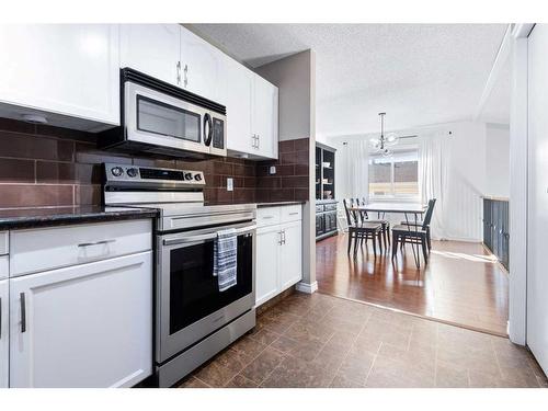 37 Dunlop Street, Red Deer, AB - Indoor Photo Showing Kitchen