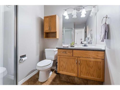 37 Dunlop Street, Red Deer, AB - Indoor Photo Showing Bathroom