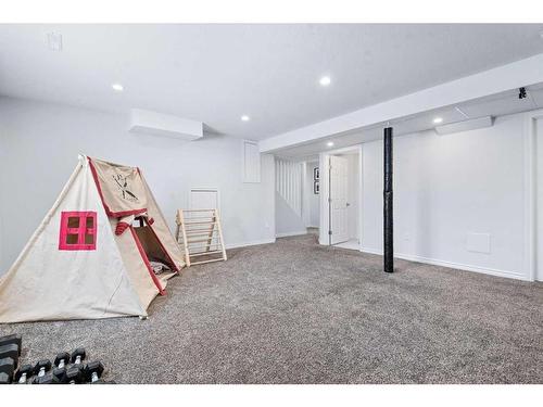 37 Dunlop Street, Red Deer, AB - Indoor Photo Showing Other Room