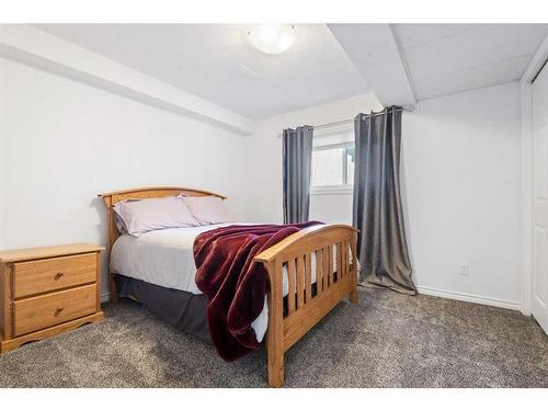 37 Dunlop Street, Red Deer, AB - Indoor Photo Showing Bedroom