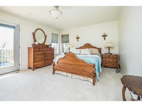 38365 Range Road 281, Rural Red Deer County, AB - Indoor Photo Showing Bedroom