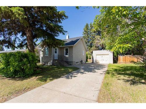 5040 56A Street, Lacombe, AB - Outdoor With Facade