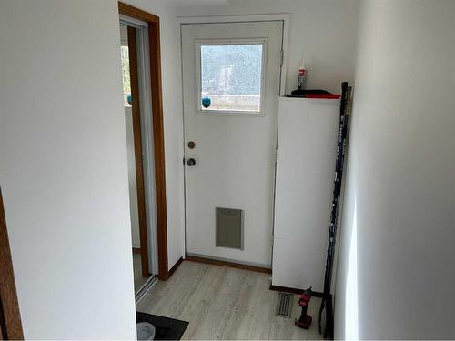 7 Cole Street, Red Deer, AB - Indoor Photo Showing Other Room