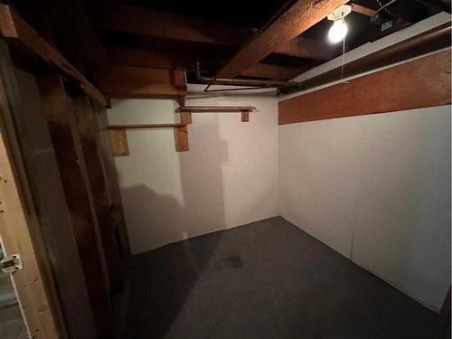 4801 52 Avenue, Rimbey, AB - Indoor Photo Showing Basement