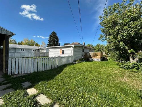 4801 52 Avenue, Rimbey, AB - Outdoor