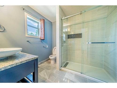 51 Ackerman Crescent, Red Deer, AB - Indoor Photo Showing Bathroom