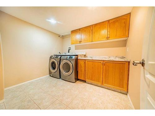 51 Ackerman Crescent, Red Deer, AB - Indoor Photo Showing Laundry Room