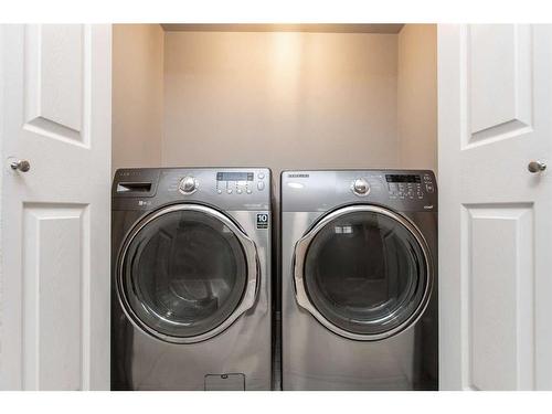 57-73 Addington Drive, Red Deer, AB - Indoor Photo Showing Laundry Room