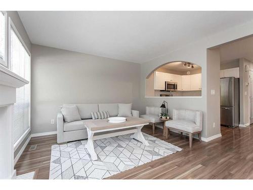 57-73 Addington Drive, Red Deer, AB - Indoor Photo Showing Living Room