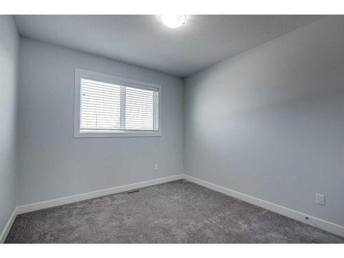 158 Hampton Close, Penhold, AB - Indoor Photo Showing Other Room