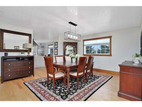 15 Rustic Crescent, Norglenwold, AB - Indoor Photo Showing Dining Room