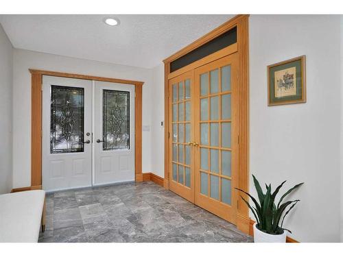 15 Rustic Crescent, Norglenwold, AB - Indoor Photo Showing Other Room