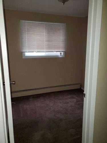 43 Gibson Close, Red Deer, AB - Indoor Photo Showing Other Room