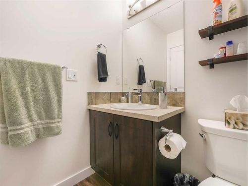 388 Stout Lane, Leduc, AB - Indoor Photo Showing Bathroom