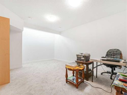 388 Stout Lane, Leduc, AB - Indoor Photo Showing Other Room