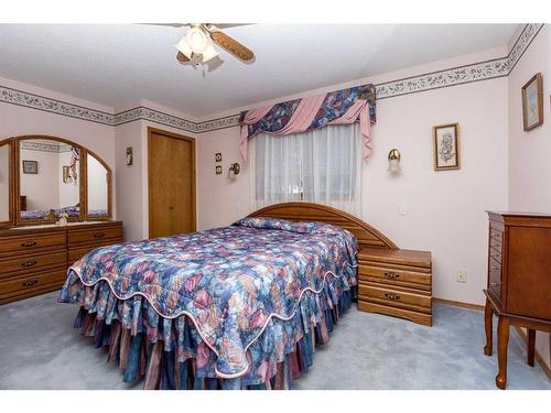 9 Dandell Close, Red Deer, AB - Indoor Photo Showing Bedroom