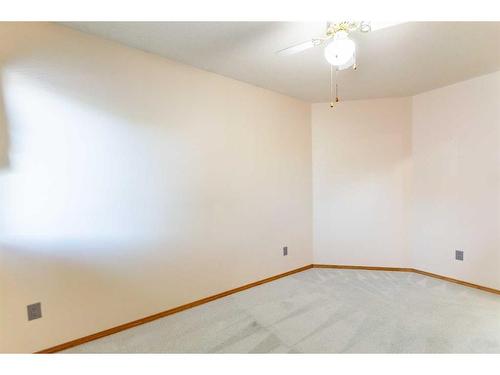 4907 53 Street, Stettler, AB - Indoor Photo Showing Other Room