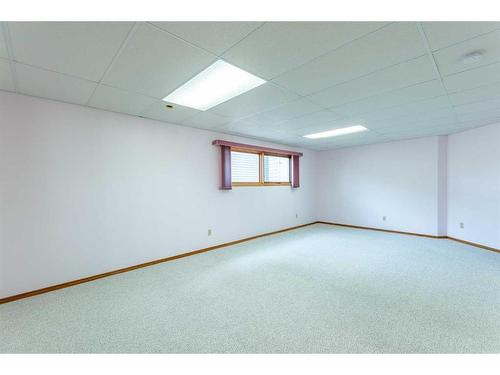 4907 53 Street, Stettler, AB - Indoor Photo Showing Other Room