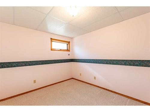 4907 53 Street, Stettler, AB - Indoor Photo Showing Other Room