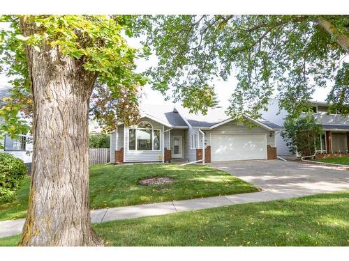 4907 53 Street, Stettler, AB - Outdoor With Facade