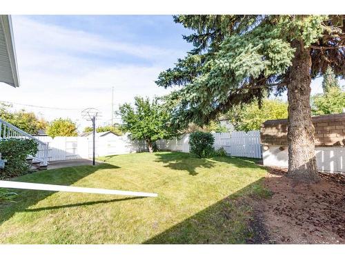 4907 53 Street, Stettler, AB - Outdoor