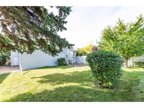 4907 53 Street, Stettler, AB - Outdoor