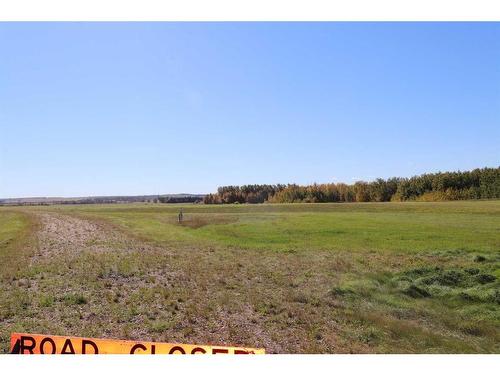 On Township Road 424, Rural Ponoka County, AB 