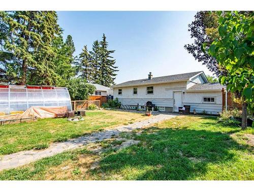 4606 41 Avenue, Red Deer, AB - Outdoor