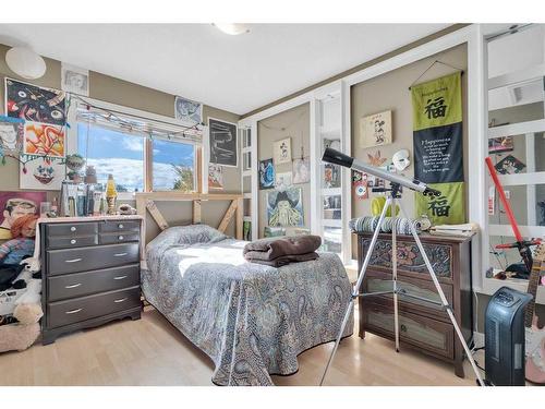 27 Kirby Street, Red Deer, AB - Indoor Photo Showing Bedroom