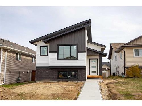 14 Artemis Place, Blackfalds, AB - Outdoor