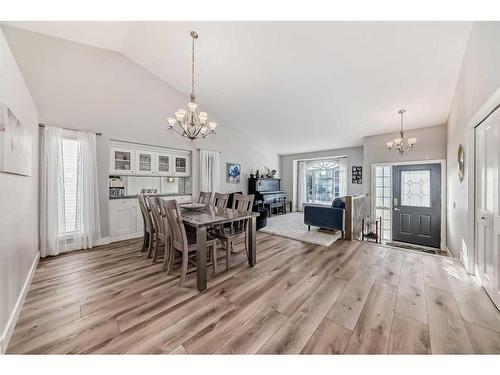 14 Doran Crescent, Red Deer, AB - Indoor Photo Showing Dining Room