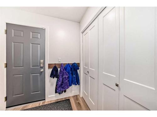 14 Doran Crescent, Red Deer, AB - Indoor Photo Showing Other Room