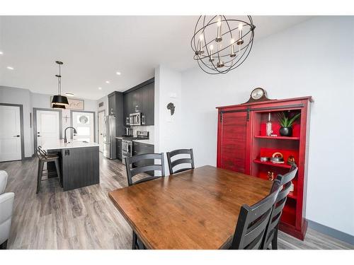 26 Earl Close, Red Deer, AB - Indoor Photo Showing Dining Room