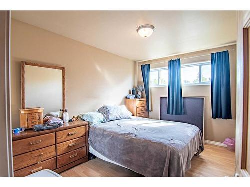 3818 39 Street, Red Deer, AB - Indoor Photo Showing Bedroom