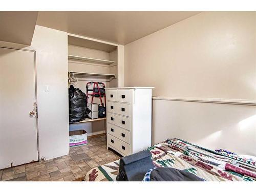 3818 39 Street, Red Deer, AB - Indoor Photo Showing Bedroom