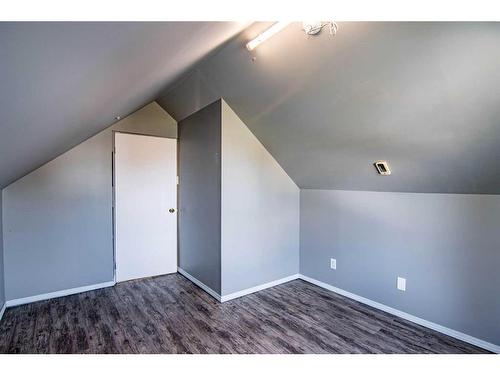 4808 49 Street, Innisfail, AB - Indoor Photo Showing Other Room